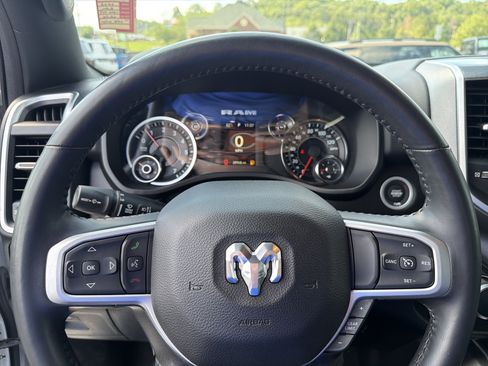 Used 2023 RAM 1500 Big Horn AWD/4WD image 37