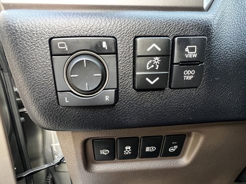 Certified 2023 Lexus GX 460 Luxury image 15