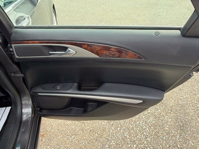 Used 2016 Lincoln MKZ w/ Equipment Group 200A Select FWD image 18