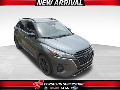 Used 2021 Nissan Kicks SR