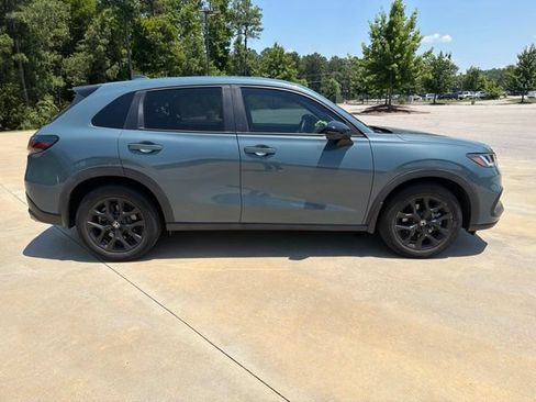 Used 2024 Honda HR-V Sport image 3