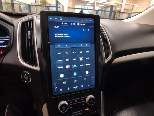 Certified 2024 Ford Edge SEL w/ Convenience Package AWD/4WD image 15