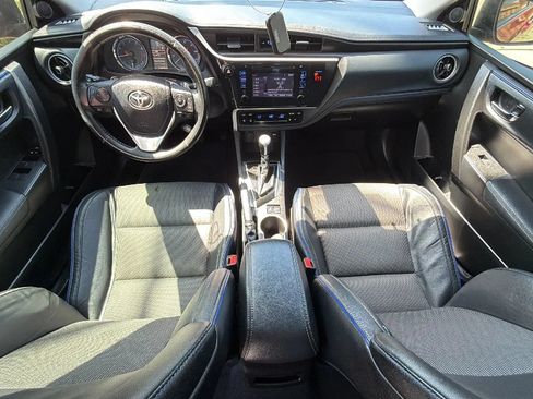 Used 2019 Toyota Corolla SE FWD image 28