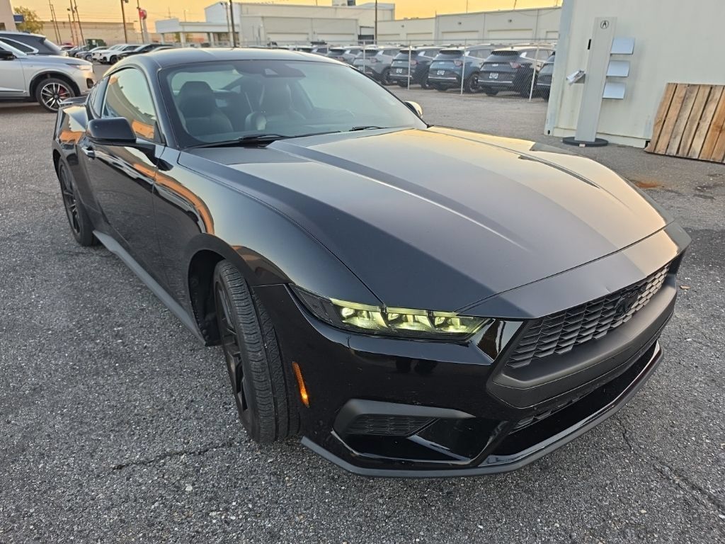 Used 2024 Ford Mustang Premium RWD image 3