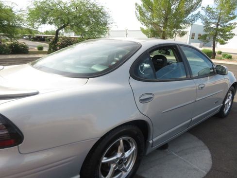 Used 2000 Pontiac Grand Prix GTP w/ Opt Pkg image 10