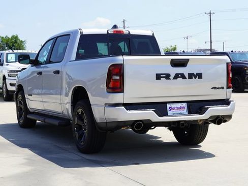 New 2027 RAM 1500 Express AWD/4WD image 10