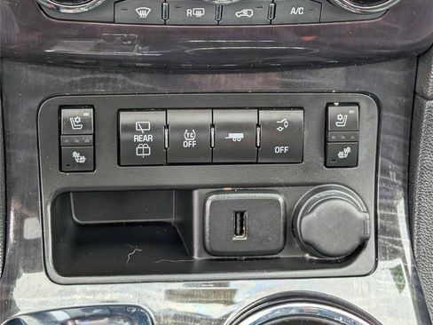 Used 2016 Buick Enclave Premium w/ Experience Buick Package AWD/4WD image 29