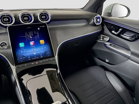 New 2026 Mercedes-Benz GLC 300 4MATIC image 25