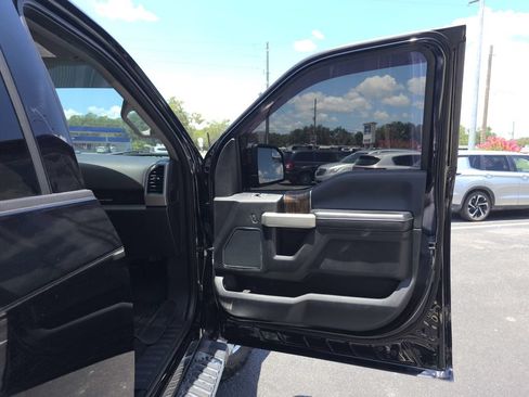 Used 2018 Ford F150 Lariat w/ Max Trailer Tow Package AWD/4WD image 14