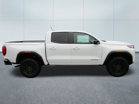New 2026 GMC Canyon Elevation RWD image 7
