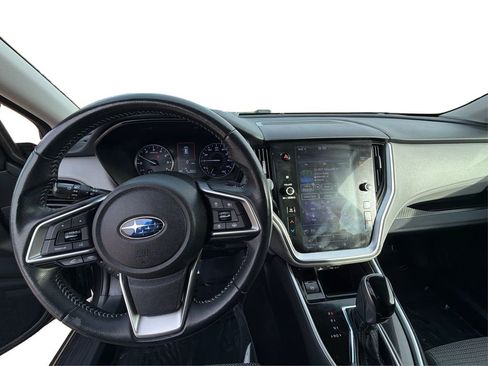 Used 2022 Subaru Outback Premium image 28