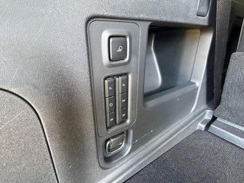 Used 2025 Ford Expedition Active AWD/4WD image 15