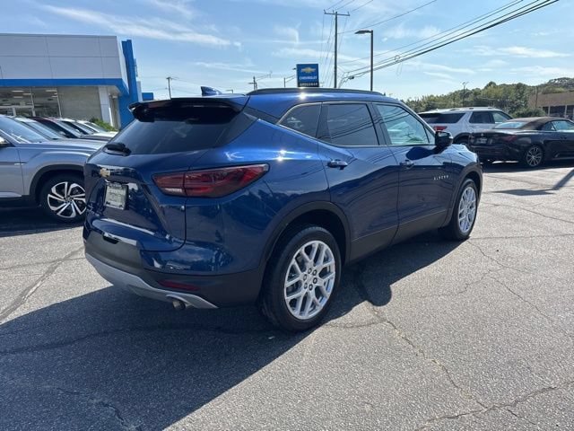 Used 2023 Chevrolet Blazer LT AWD/4WD image 7