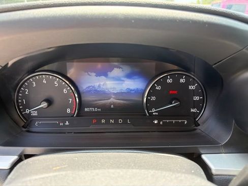 Used 2021 Ford Explorer XLT w/ Equipment Group 202A RWD image 8