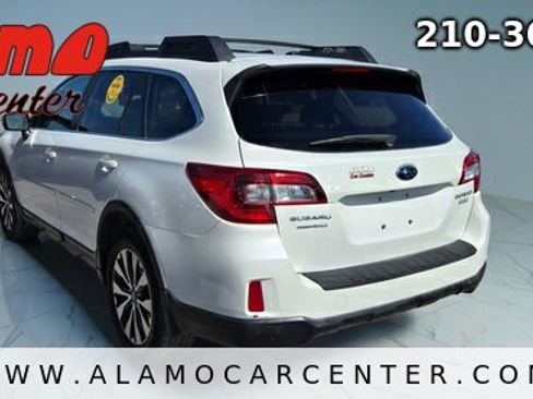 Used 2015 Subaru Outback 2.5i Limited image 3