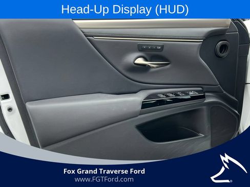Used 2023 Lexus ES 350 F Sport w/ Accessory Package (Z2) FWD image 15