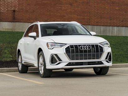 Certified 2024 Audi Q3 2.0T Premium