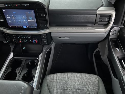 Used 2023 Ford F350 XLT w/ XLT Premium Package image 32