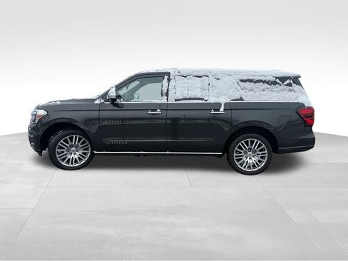 Used 2022 Ford Expedition Max Platinum image 4
