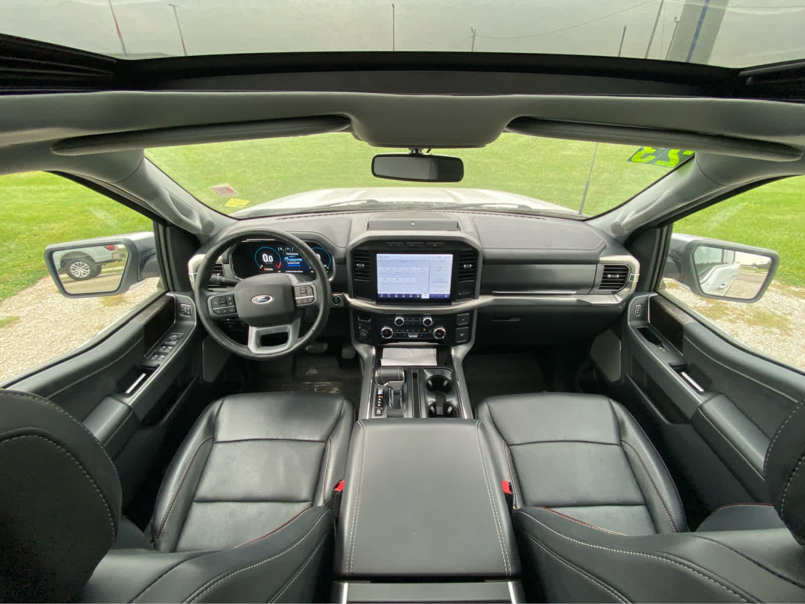 Used 2023 Ford F150 Lariat w/ Equipment Group 502A High AWD/4WD image 18