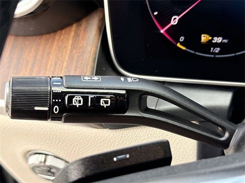 New 2025 Mercedes-Benz GLC 300 GLC 300 image 15