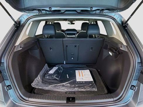 New 2026 Volkswagen Taos SE FWD image 26