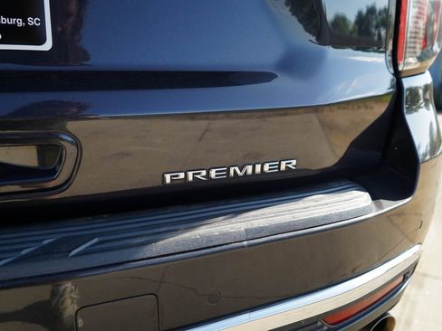 Used 2023 Chevrolet Suburban Premier AWD/4WD image 20