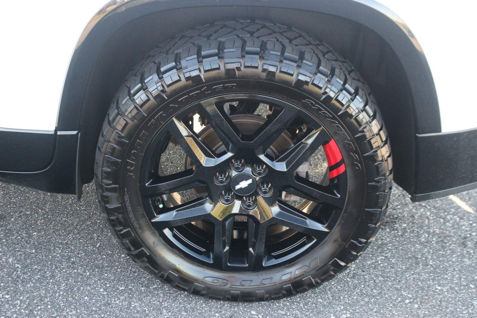 Used 2021 Chevrolet Traverse Premier w/ Redline Edition FWD image 43