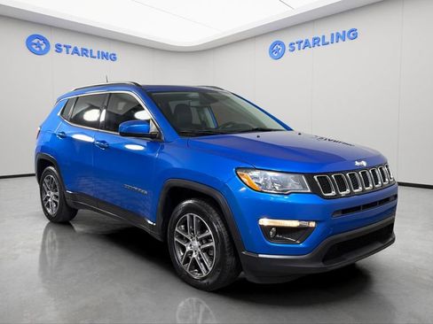 Used 2020 Jeep Compass Latitude FWD image 13
