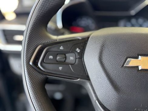 Used 2023 Chevrolet TrailBlazer LT image 34