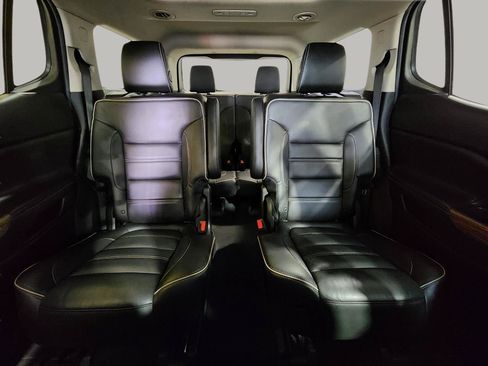 Used 2017 GMC Acadia Denali FWD image 30