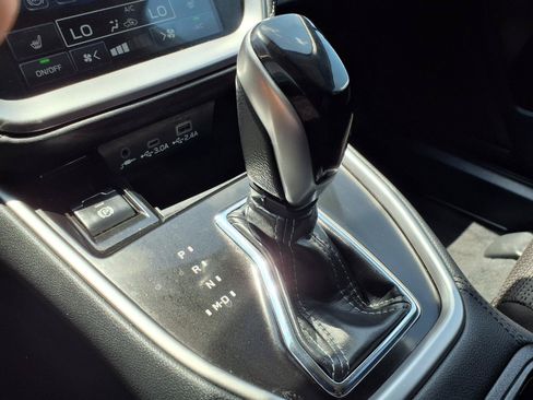 Certified 2024 Subaru Outback Premium AWD/4WD image 12