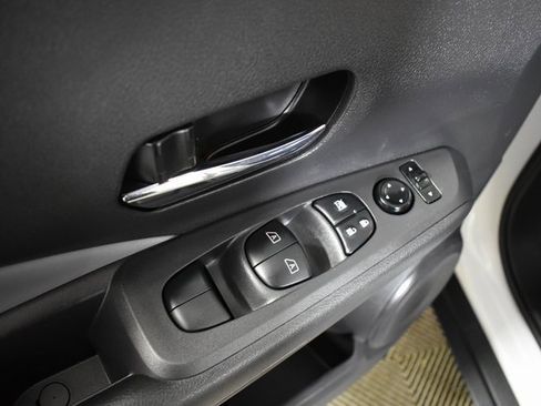 Certified 2021 Nissan Kicks SR w/ SR Premium Package image 8