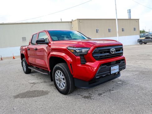 Used 2026 Toyota Tacoma SR RWD image 5