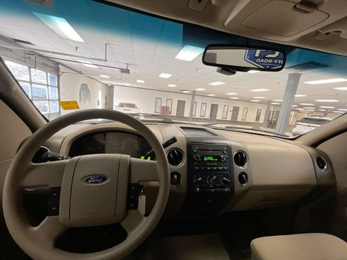 Used 2006 Ford F150 4x4 Regular Cab image 14