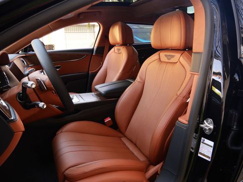 New 2026 Bentley Flying Spur Plug-In Hybrid AWD/4WD image 18