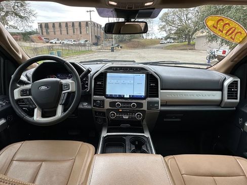 Certified 2022 Ford F250 Lariat w/ Lariat Ultimate Package image 12