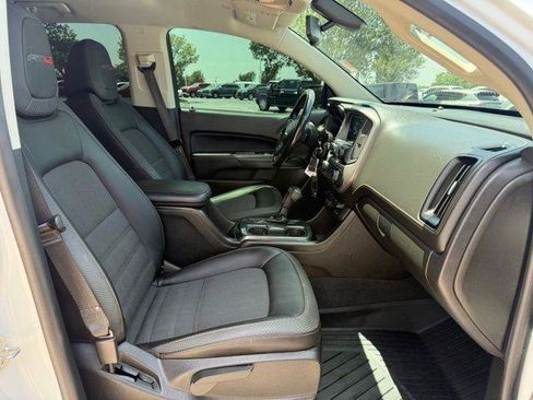 Used 2021 GMC Canyon AT4 w/ Trailering Package AWD/4WD image 2