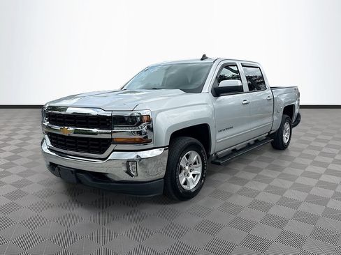 Used 2017 Chevrolet Silverado 1500 LT w/ All Star Edition AWD/4WD image 3