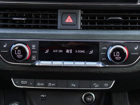 Used 2021 Audi A4 2.0T allroad Premium Plus w/ Premium Plus Package image 16