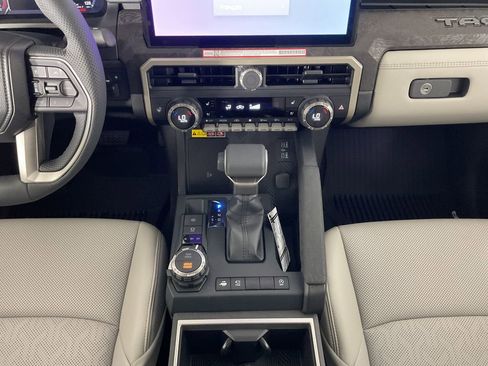 New 2026 Toyota Tacoma Limited AWD/4WD image 12