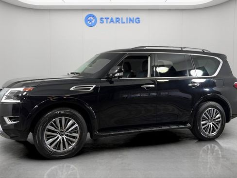 Used 2023 Nissan Armada SL w/ Captain's Chairs Package RWD image 3