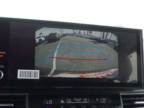 New 2026 Toyota Sienna XLE image 20