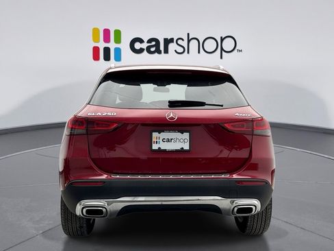 Used 2023 Mercedes-Benz GLA 250 4MATIC image 4