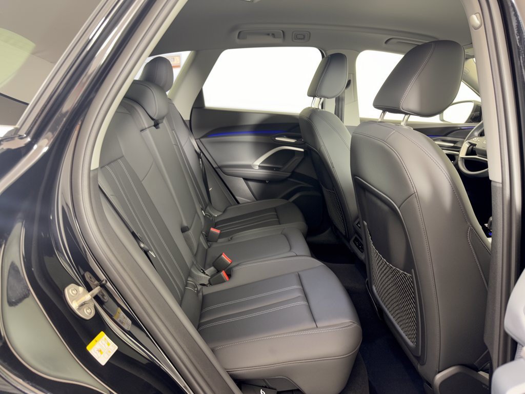Certified 2025 Audi Q5 Premium w/ Convenience Package AWD/4WD image 29