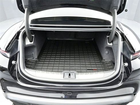 Certified 2020 Porsche Taycan Turbo S image 17