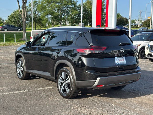 Used 2026 Nissan Rogue SL AWD/4WD image 5