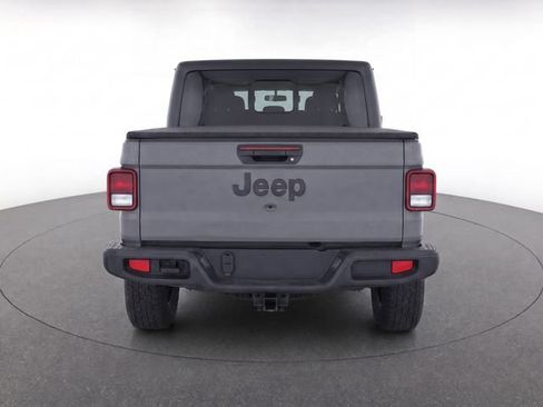 Used 2022 Jeep Gladiator Sport AWD/4WD image 7