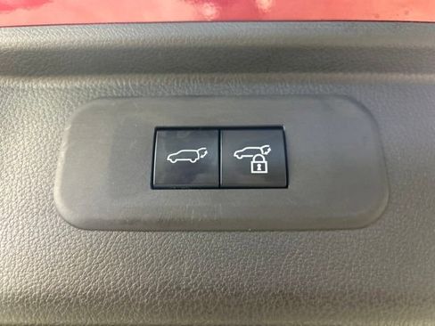 Used 2024 Toyota Grand Highlander AWD image 23