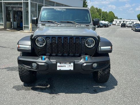 Used 2023 Jeep Wrangler Unlimited w/ Sun & Screen Package AWD/4WD image 8